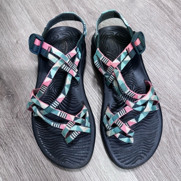 Chaco Women’s Ecotread Dual Strap Sandals 7 Green Pink Outdoor Hiking Summer - Picture 2 of 6